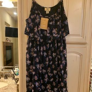 Sleeveless maxi dress